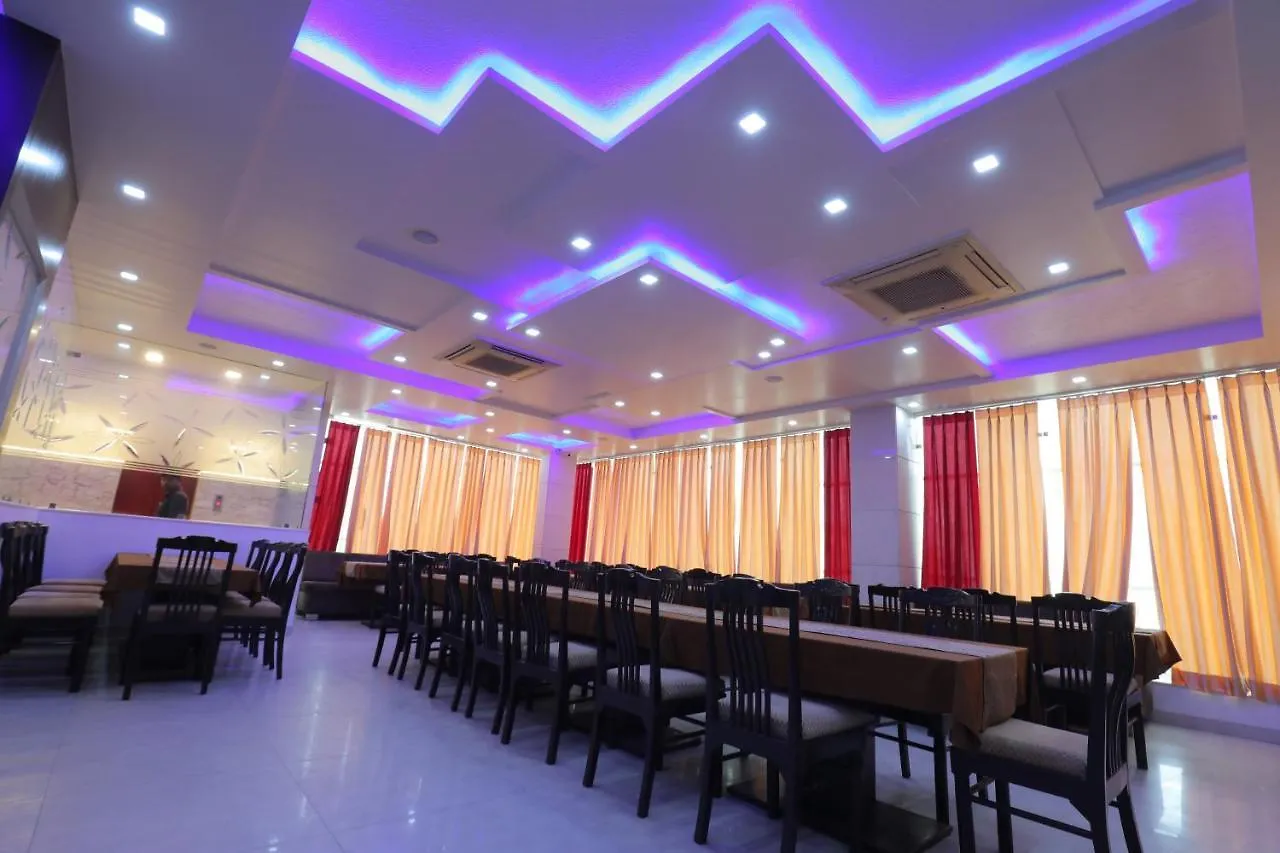 Hotel Sahib'S Red Carpet - The Family & Corporate Hotel Agra  4*, Agra (Uttar Pradesh) Indien